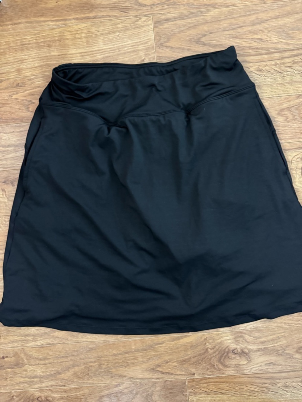 Everyday Black Active Skirt skort with Stretch Waistband, pockets knee length